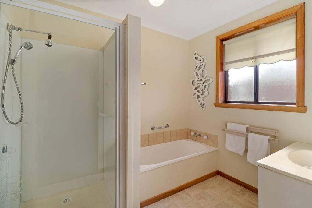 Home Away From Home St Helens Esterno foto